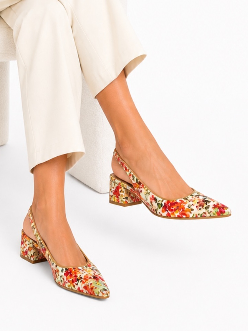 comfortview Floral Pointed-Toe Slingback Block Heel Pumps Size 7W NIB